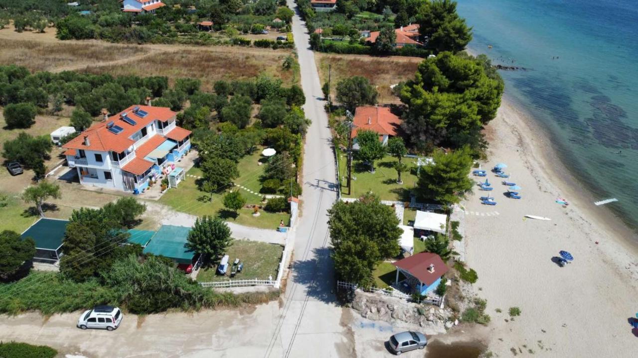 Maras Marinas Home Nikiti  Esterno foto